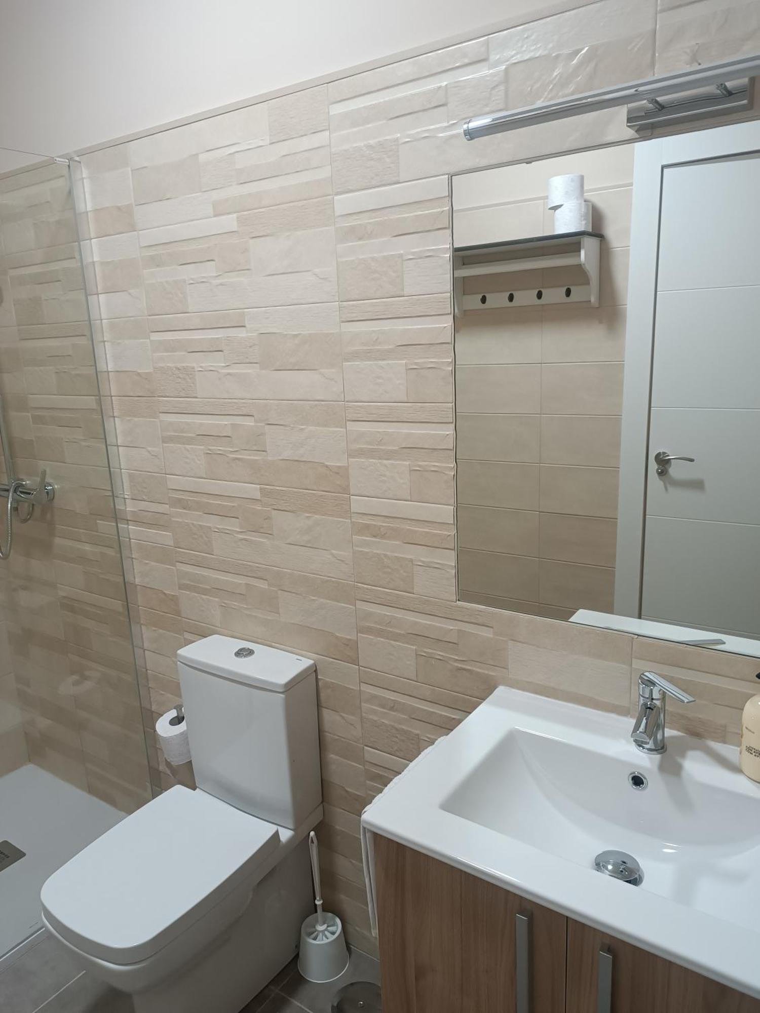 Apartamentos Turisticos Avila Puerta De San Vicente 0-2 Bagian luar foto
